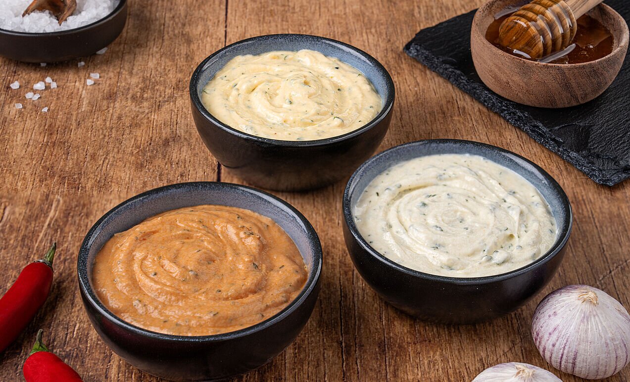 „Alleskunner-saus“ (1 basis - 3 varianten)